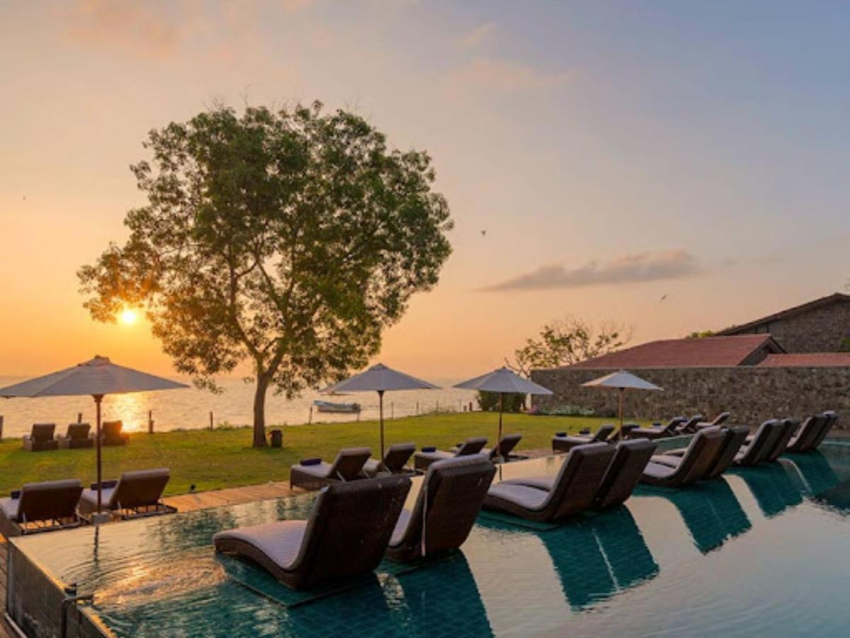 Regenta Arie Lagoon Negombo Kültér fotó