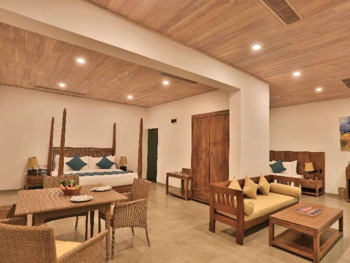 Regenta Arie Lagoon Negombo Kültér fotó