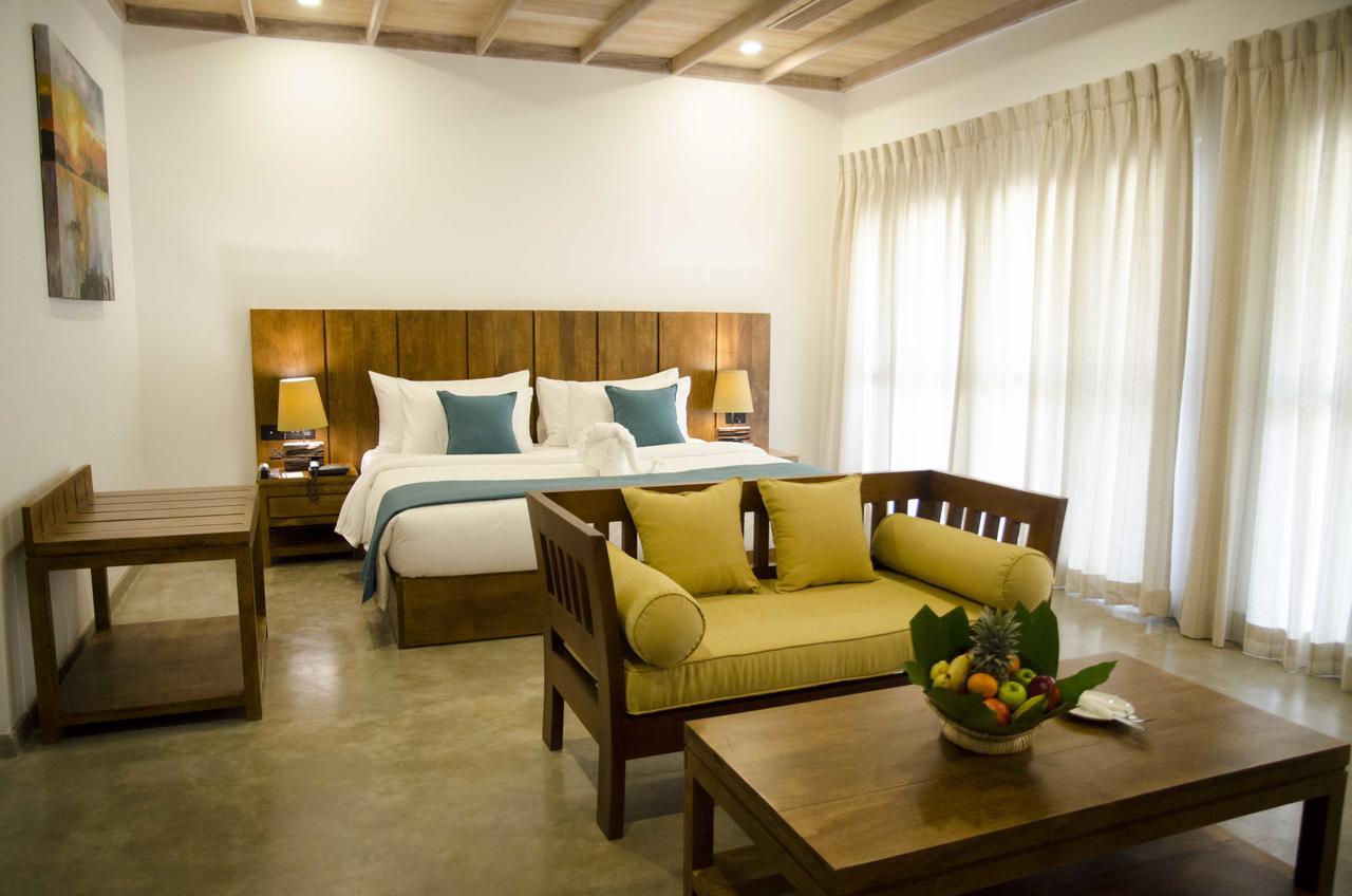 Regenta Arie Lagoon Negombo Kültér fotó