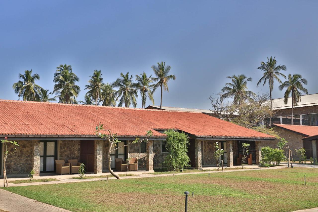 Regenta Arie Lagoon Negombo Kültér fotó